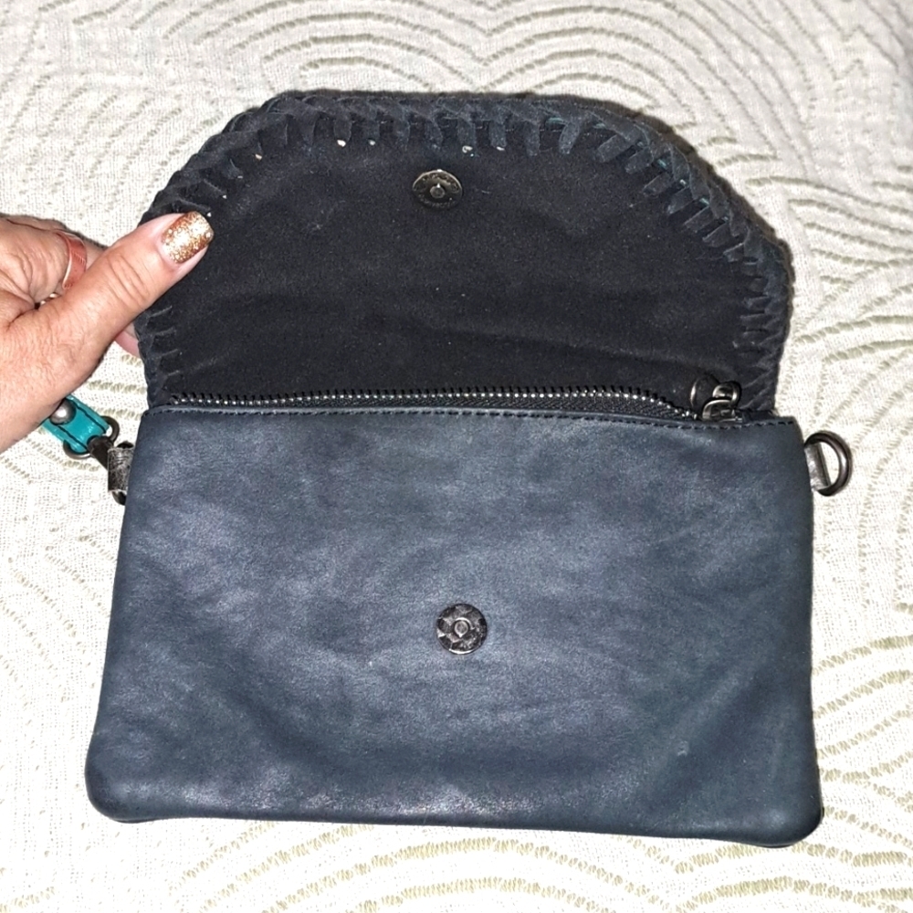 Montana West Green and Black Leather Clutch Wristlet - Picture 5 of 10